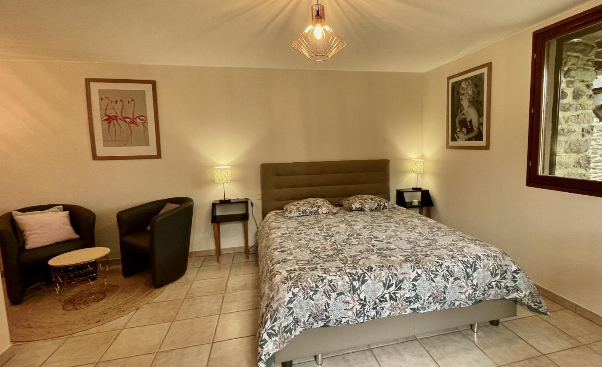 Chambres D'Hotes Les Tilleuls Poullaouen 외부 사진